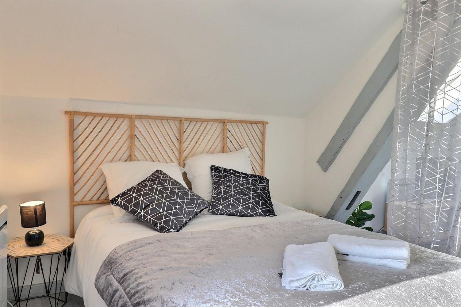 Downtown Apartment - Quiet And Cozy - Mon Groom Troyes Bagian luar foto