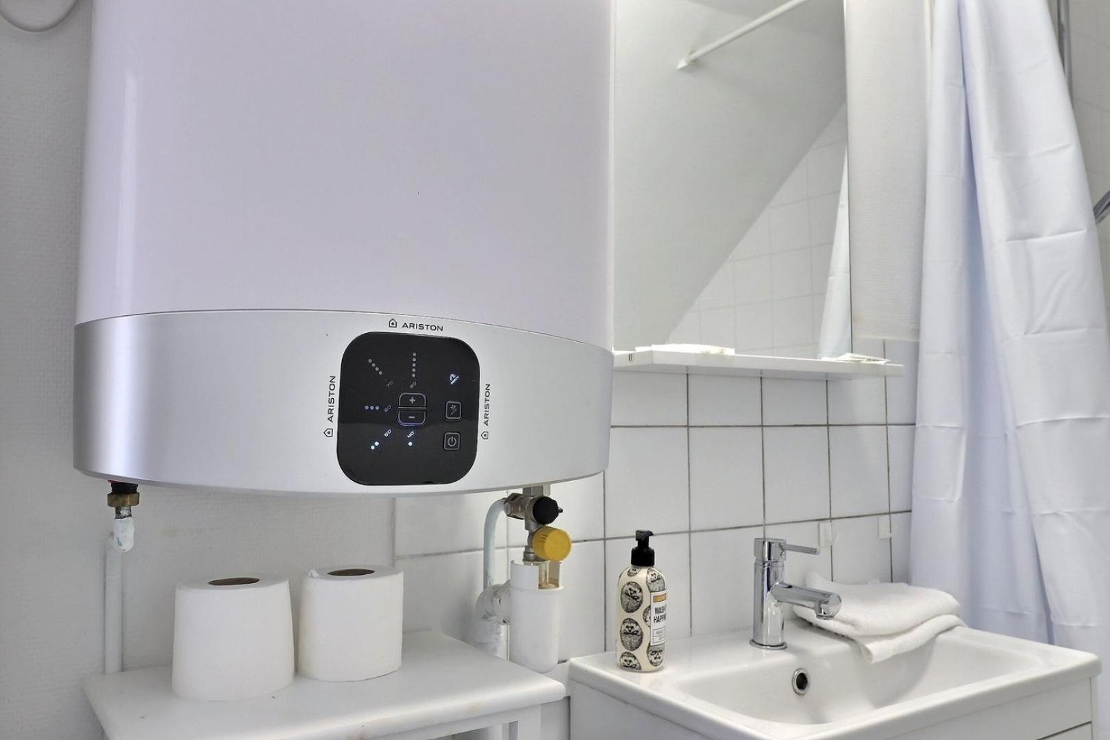 Downtown Apartment - Quiet And Cozy - Mon Groom Troyes Bagian luar foto