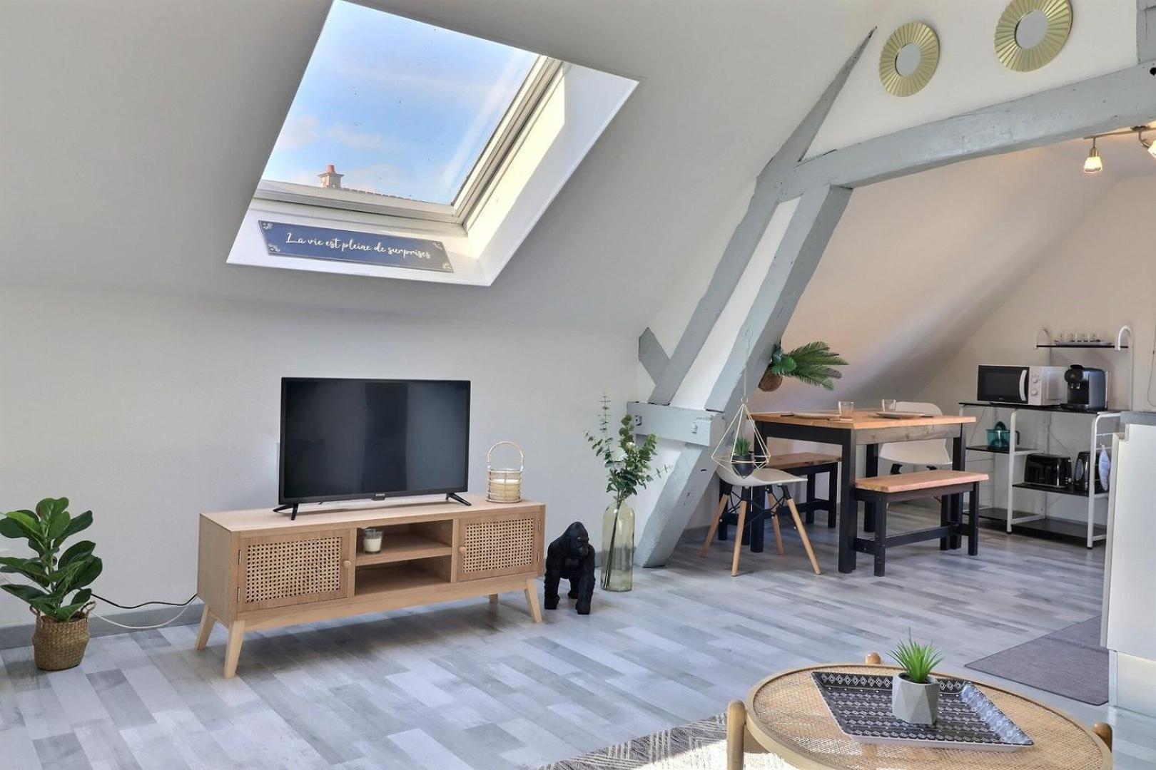 Downtown Apartment - Quiet And Cozy - Mon Groom Troyes Bagian luar foto