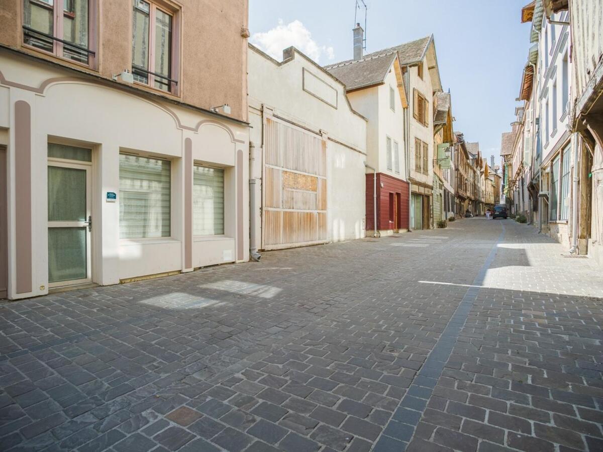 Downtown Apartment - Quiet And Cozy - Mon Groom Troyes Bagian luar foto